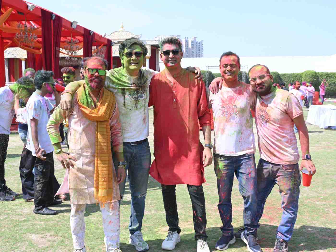 holi